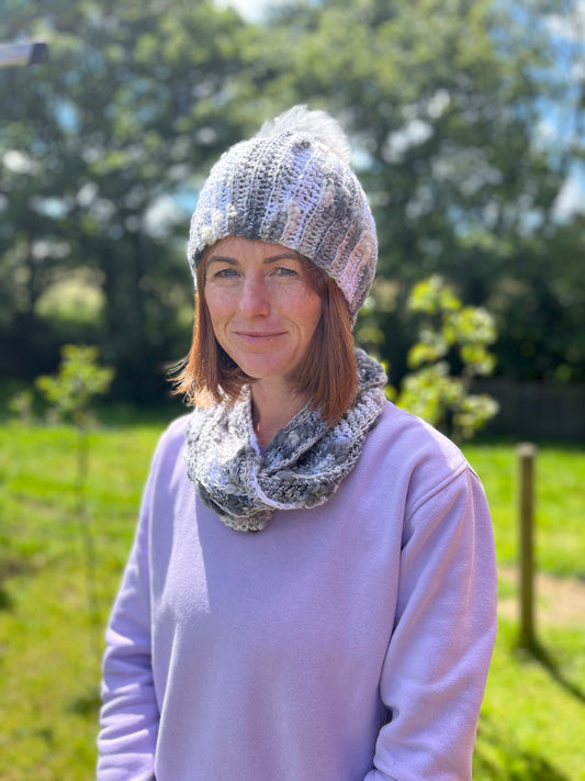 Matching Sets ~ Winter Frost Wool Blend Hat & Cowl