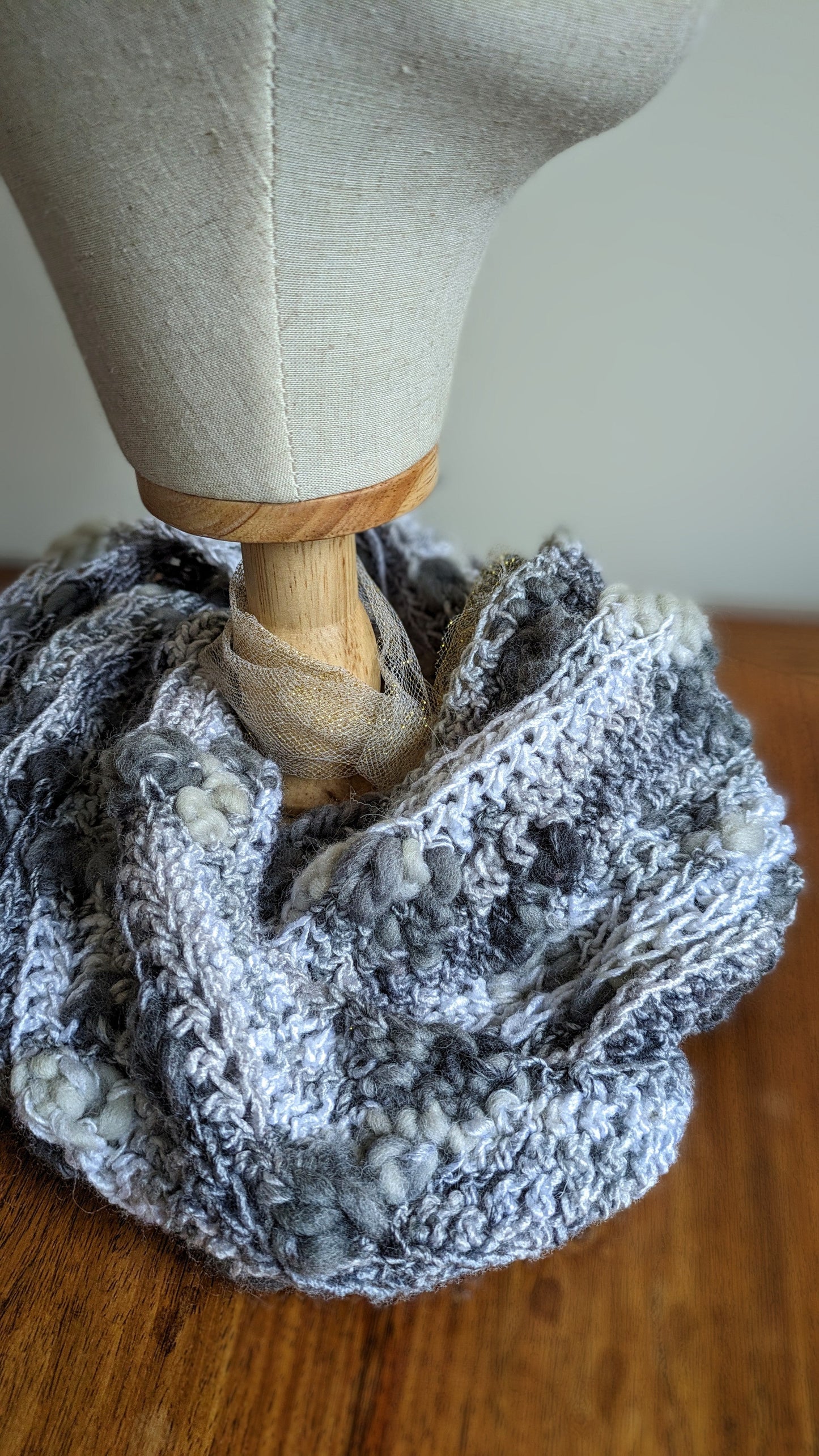 Matching Sets ~ Winter Frost Wool Blend Hat & Cowl